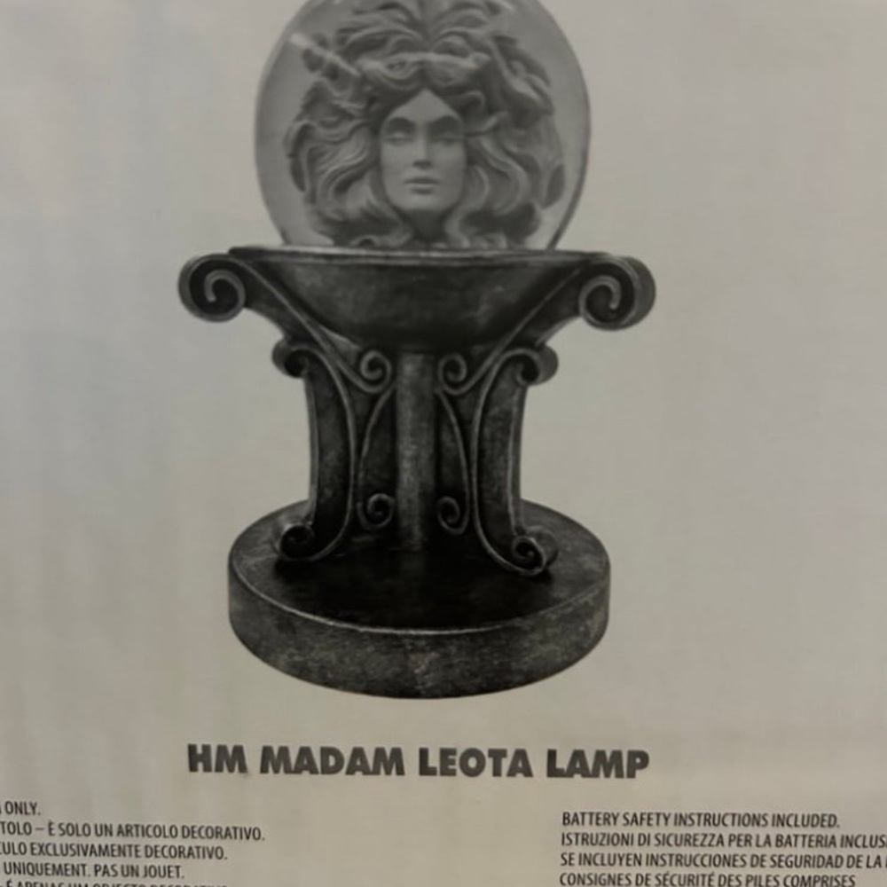 Disney Haunted Mansion Madam Leota Lamp